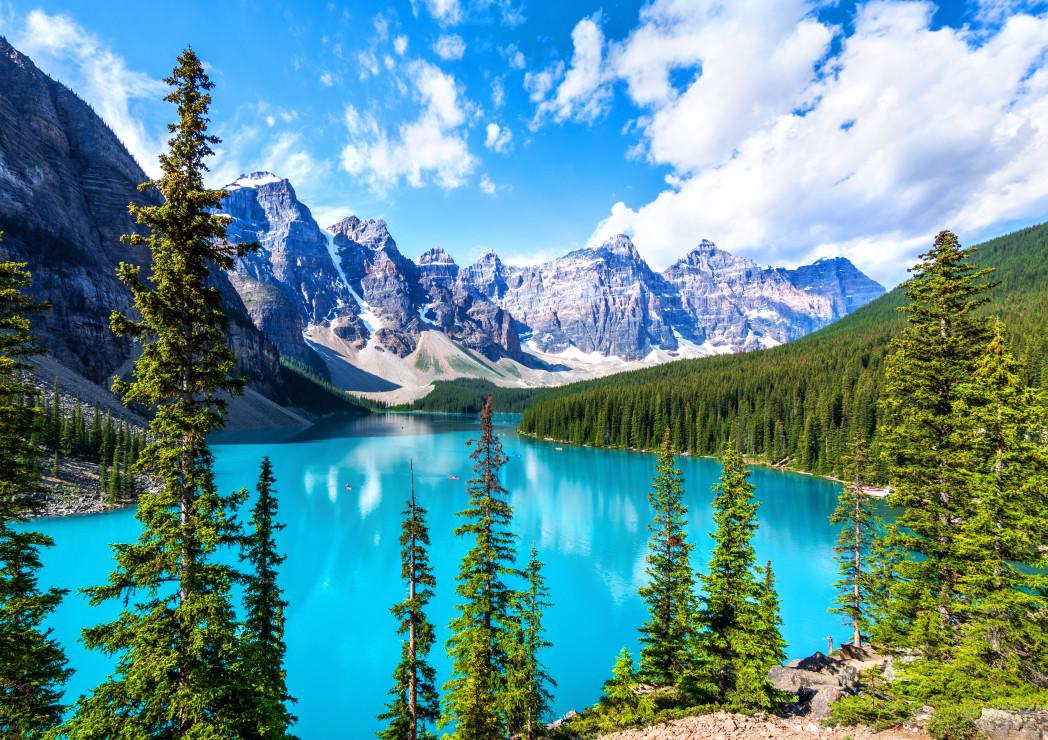 Puzzle Moraine Lake in Banff National Park 1500