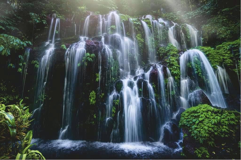Puzzle Wasserfall auf Bali 3000