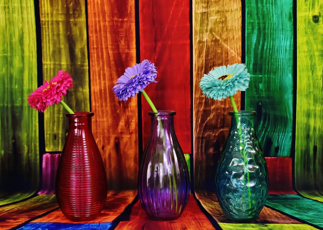 Puzzle Flowered and Colorful Vases
