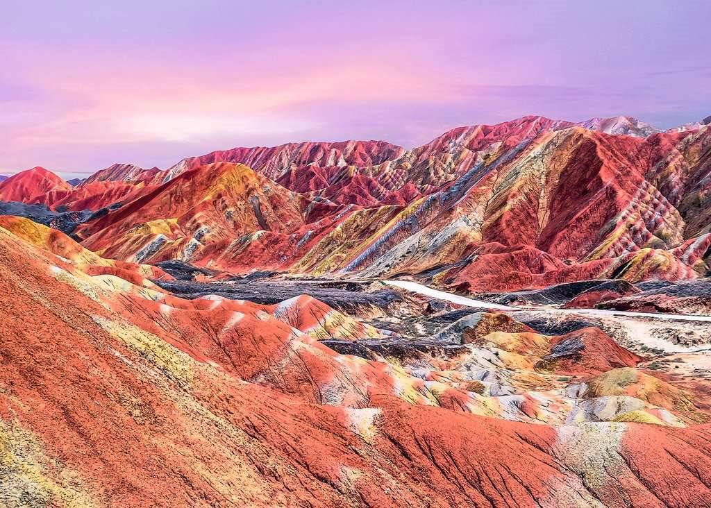 Puzzle Smukke bjerge: Rainbow Mountains, Kina