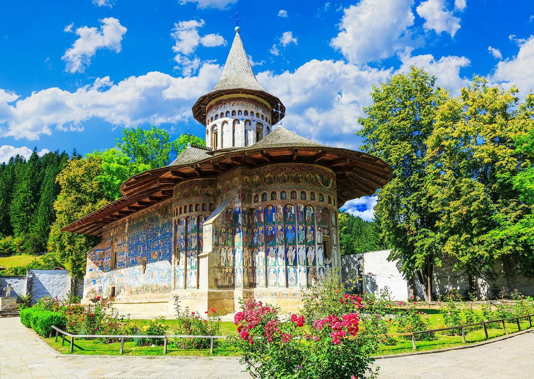 Puzzle Kláštor Voronet, Suceava, Rumunsko
